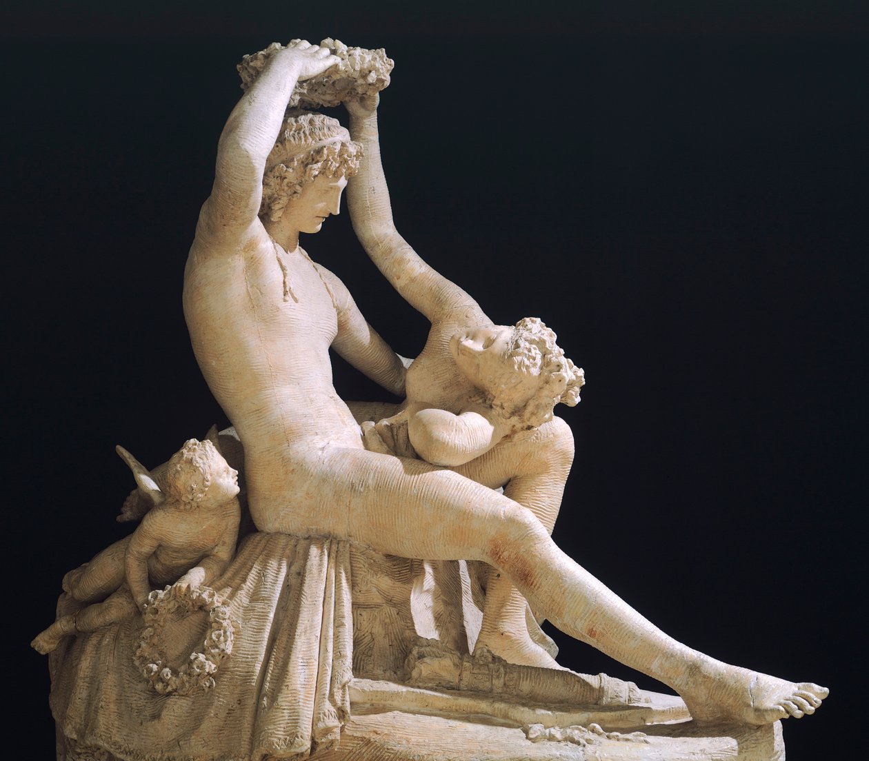 Venus crowning Love by Antonio Canova (1757-1822), plaster model بواسطة انطونيو كانوفا