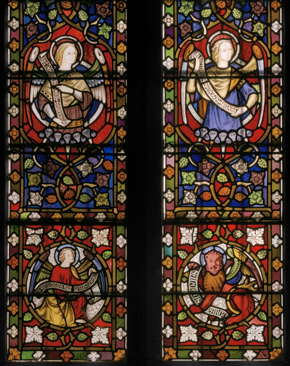 المسيح محاط بالملائكة ، التفاصيل ، 1850 (زجاج ملون) بواسطة Augustus Welby Northmore Pugin