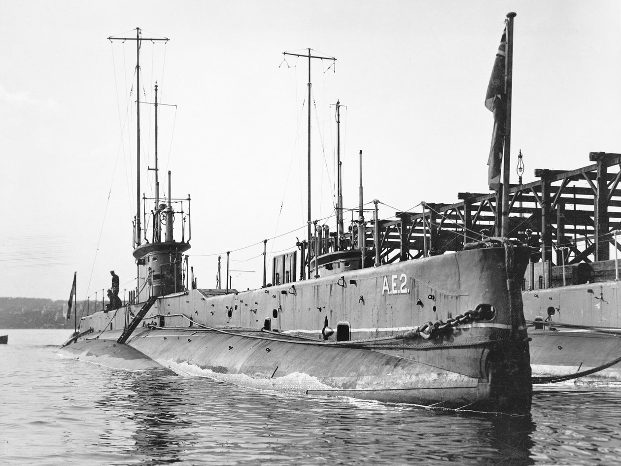 البحرية الاسترالية (RAN) غواصات AE1 و AE2 ، ج 1914 بواسطة مصور استرالي