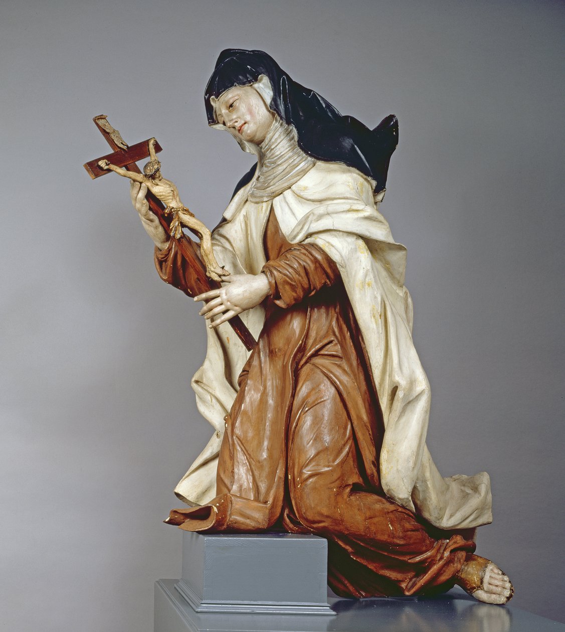 القديسة تريزا من أفيلا (1515-82) c.1760-65 (متعددة الألوان وخشب الليندين) بواسطة المدرسة النمساوية