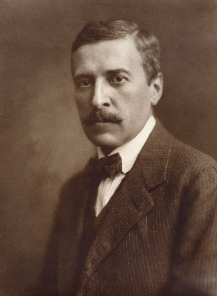 صورة لهوغو فون هوفمانستال ، 1920-1921 بواسطة مصور نمساوي
