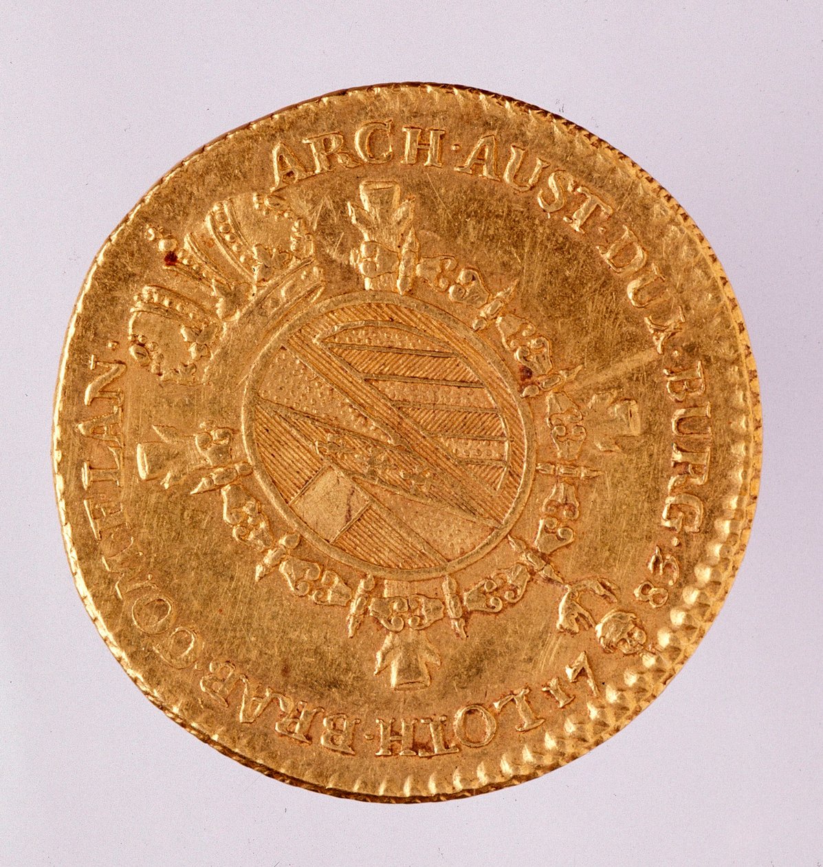 دوبلون نمساوي ذهبي (دوبلون) للإمبراطور جوزيف الثاني (1740-1790) 1783 نابولي ، متحف أثري بواسطة المدرسة النمساوية