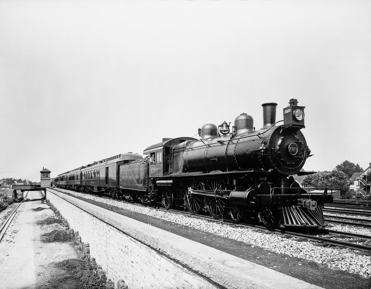 قطار بنسلفانيا المحدود ، شيكاغو ، إلينوي ، الولايات المتحدة الأمريكية ، حوالي 1908 (صورة بالأبيض والأسود) بواسطة بارنز وكروسبي