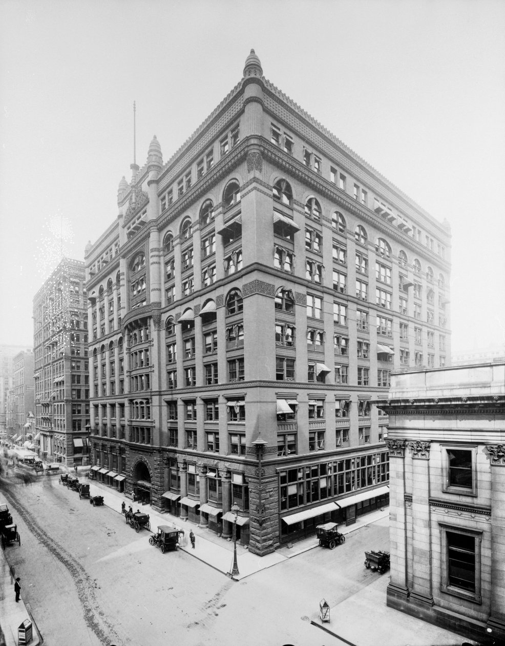 مبنى Rookery ، شيكاغو ، إلينوي ، الولايات المتحدة الأمريكية ، حوالي 1905 (صورة بالأبيض والأسود) بواسطة بارنز وكروسبي