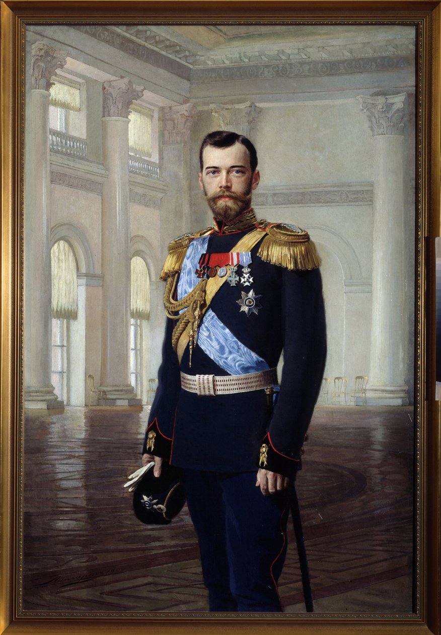 صورة القيصر الروسي نيكولاس الثاني في عام 1900 (1868-1918) لوحة لإرنست كارلوفيتش ليبهارت (1847-1932) متحف الدولة في الهواء الطلق تسارسكوي سيلو، سانت بطرسبرغ. بواسطة البارون إرنست فريدريش فون ليبهارت