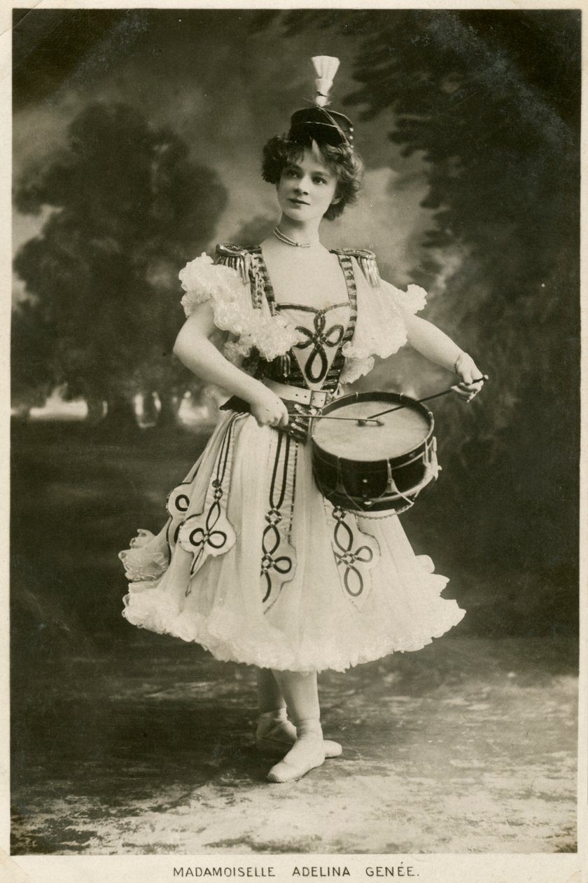 أديلينا جيني ، راقصة باليه بريطانية من أصل دانمركي ، c1906. بواسطة ستوديو باسانو