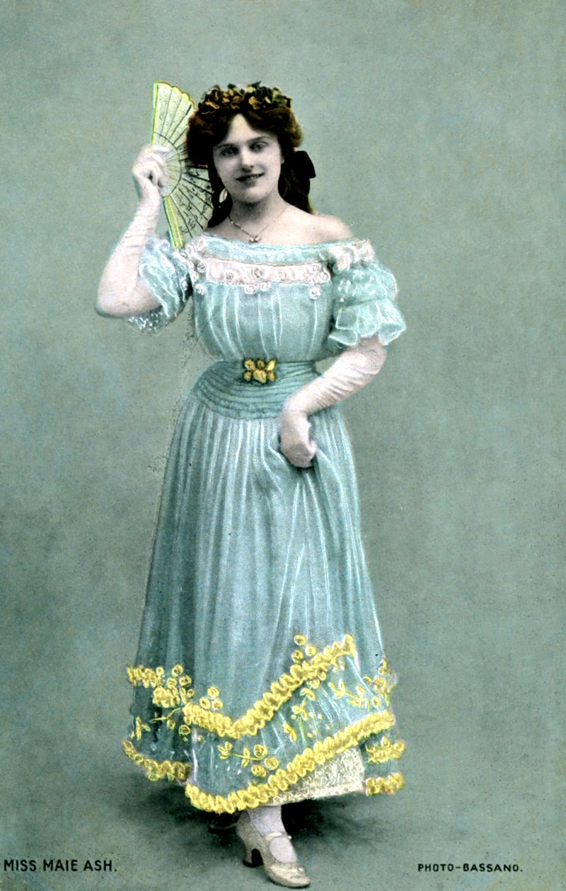 ماي آش ، ممثلة ، 1905. بواسطة ستوديو باسانو