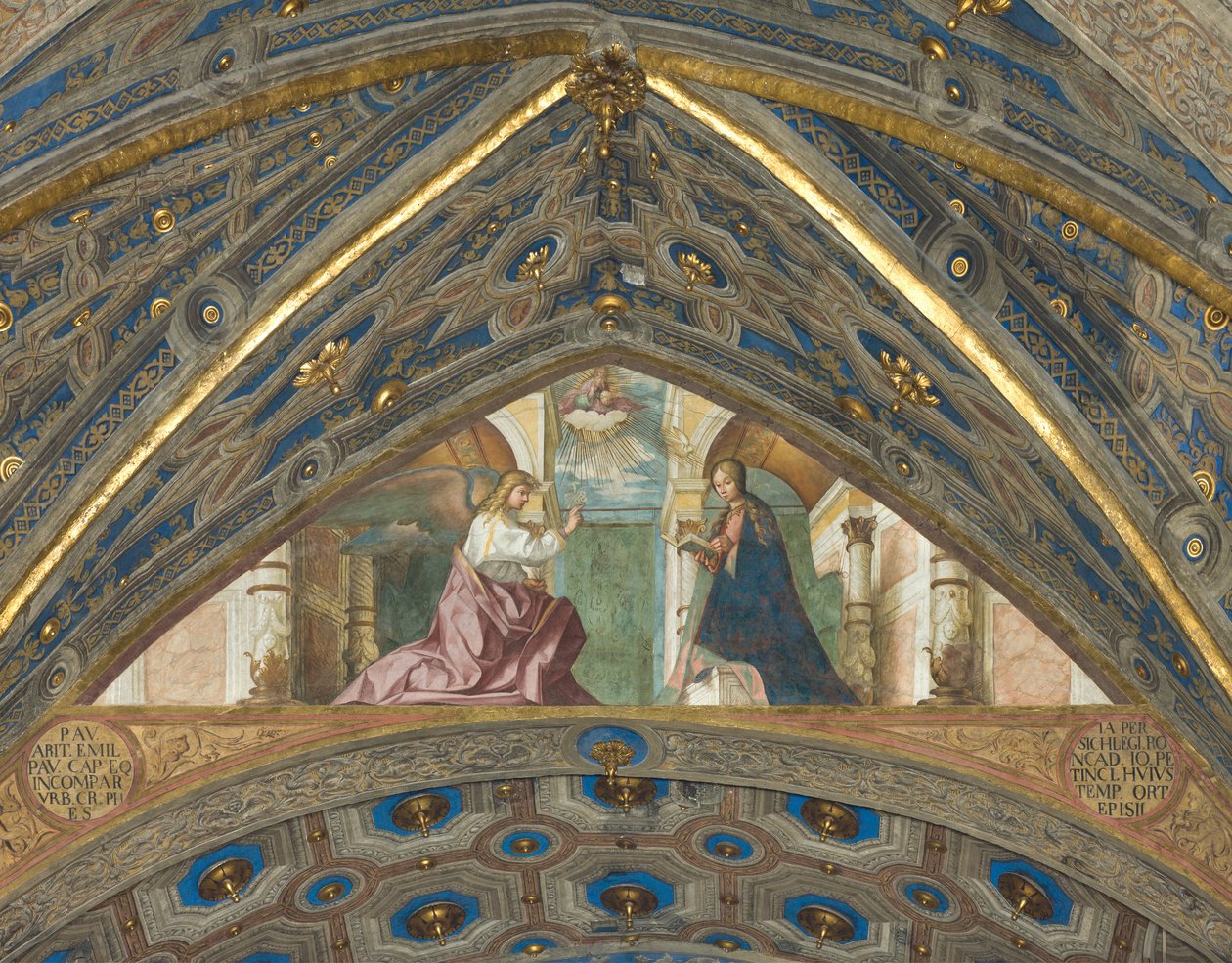 Apse ، Superarch ، Boccaccio Boccaccino ، البشارة 1506-07 بواسطة بوكاتشيو بوكاتشينو