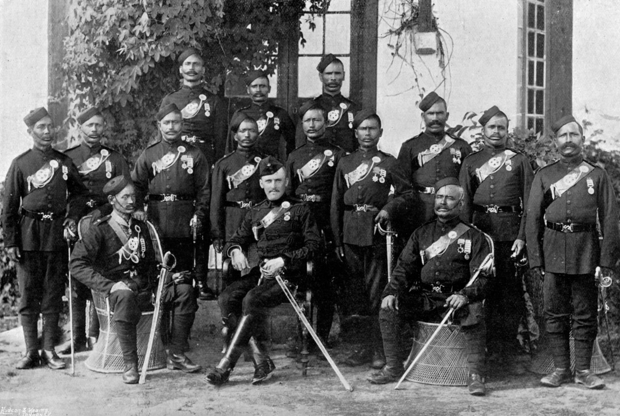 الضباط الأصليون لل 44 Gurkhas ، الجيش الهندي ، 1896 بواسطة بورن وشيبارد