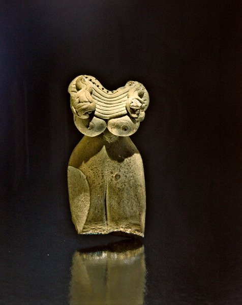 تمثال (طين) بواسطة العصر البرونزي