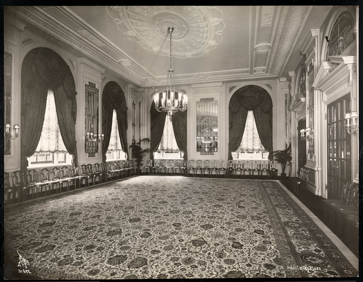 قاعة رقص في فندق كوبلي بلازا ، بوسطن ، 1912 أو 1913 (طباعة الجيلاتين الفضي) بواسطة شركة بايرون
