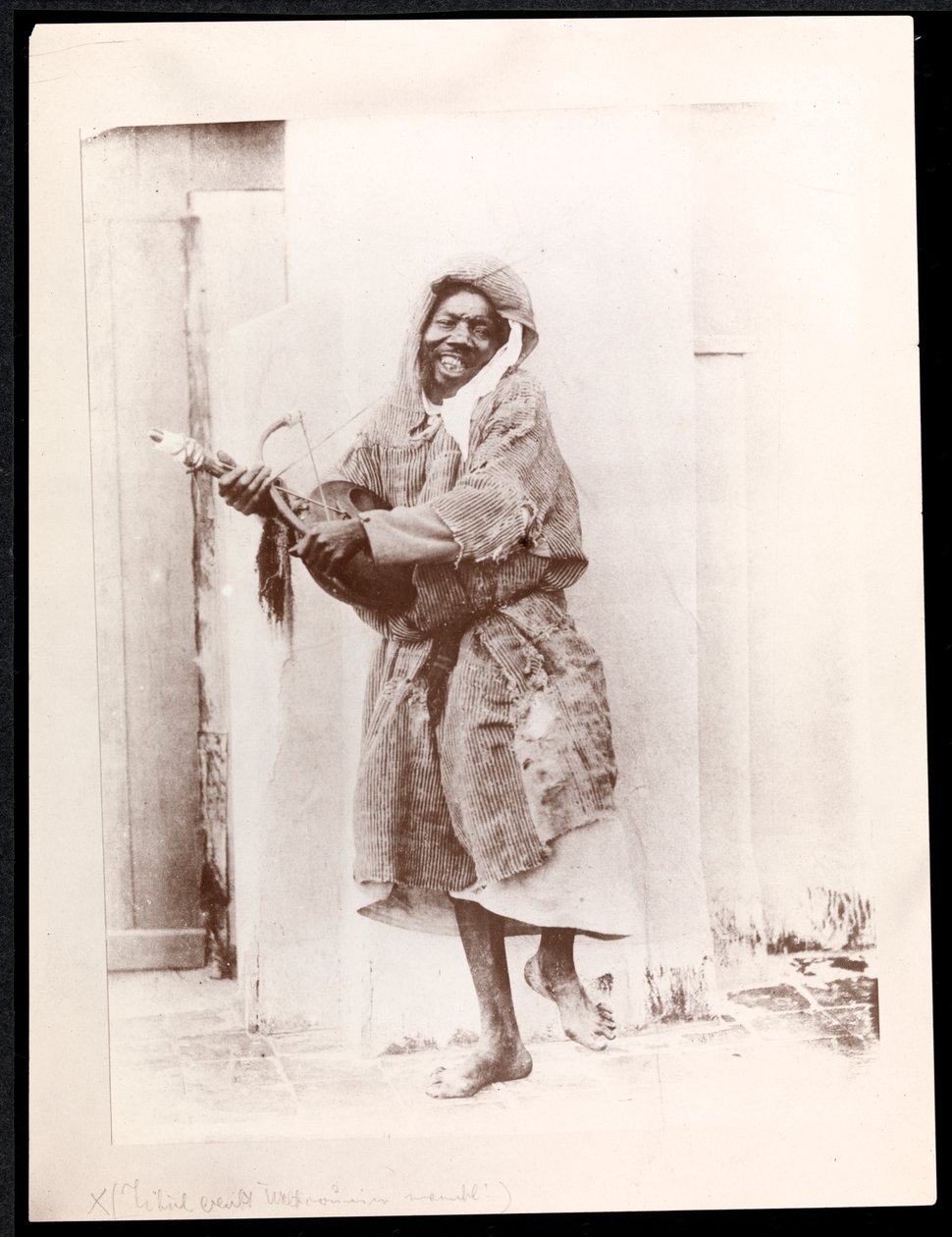 موسيقي راقص ، c.1900 (طباعة جيلاتين فضي) بواسطة شركة بايرون