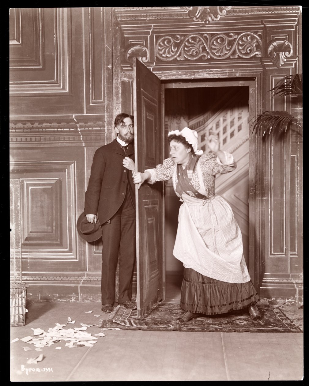 رسم توضيحي لـ &39;Detective Story du Jour&39; ، c.1898 (طباعة الجيلاتين الفضي) بواسطة شركة بايرون