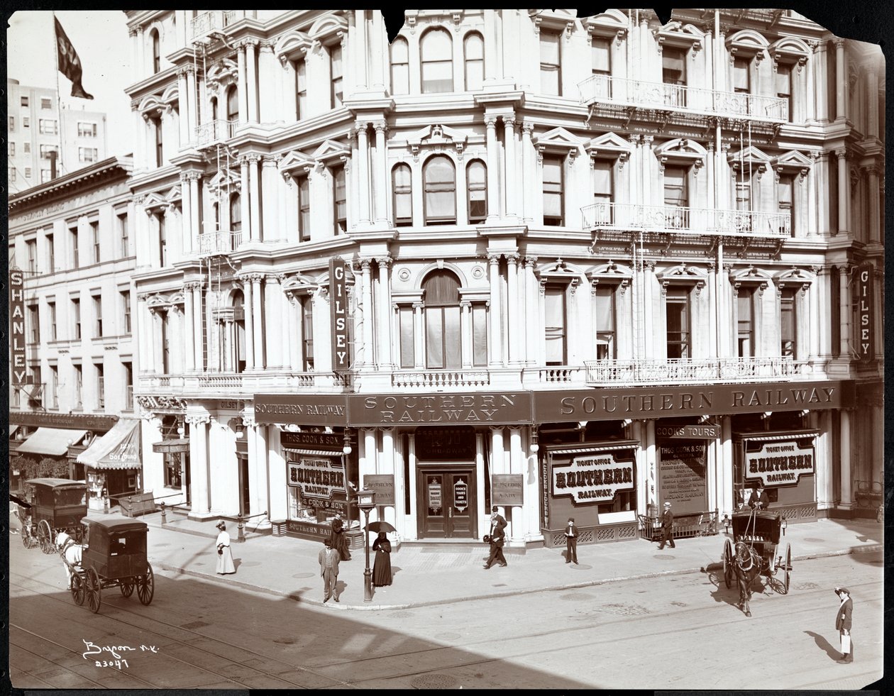 جيلسي هاوس ، برودواي وشارع 29 ، نيويورك ، 1906 (طباعة الجيلاتين الفضي) بواسطة شركة بايرون