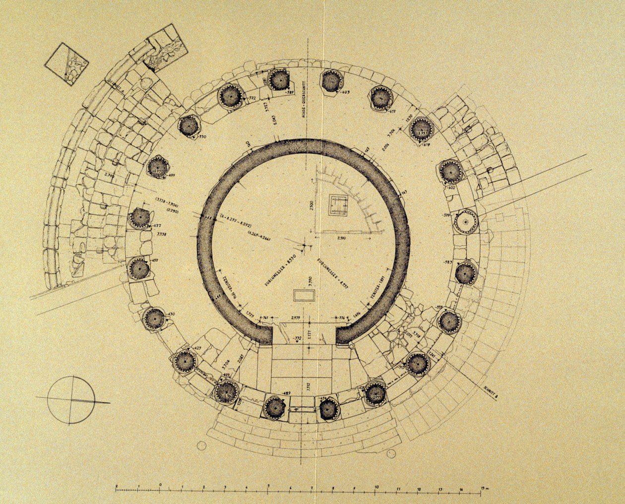 Floor plan of Temple of Vesta or Hercules Victor, by German archaeologist Friedrich Rakob (1931-2007) (photo) بواسطة جي بي وبراون جيه وروبوتام