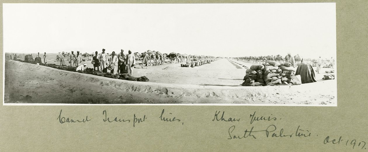 خطوط نقل الجمال ، خان يونس ، أكتوبر 1917 بواسطة كابتن. آرثر رودس