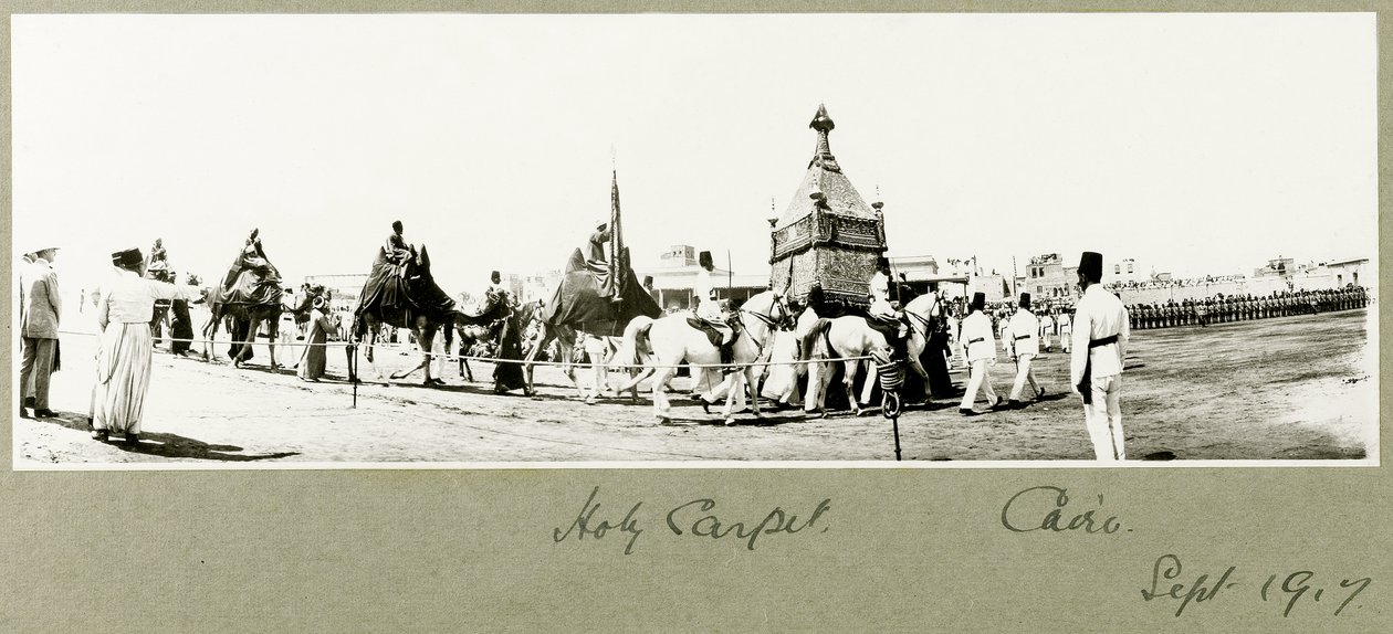 السجاد المقدس ، القاهرة ، سبتمبر 1917 بواسطة كابتن. آرثر رودس