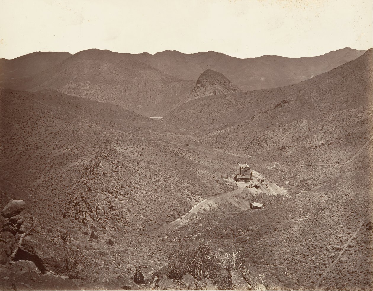 Sutro Tunnel Shaft رقم 2 ، 1875 ، مطبوع ca. 1876. بواسطة كارلتون إيمونز واتكينز