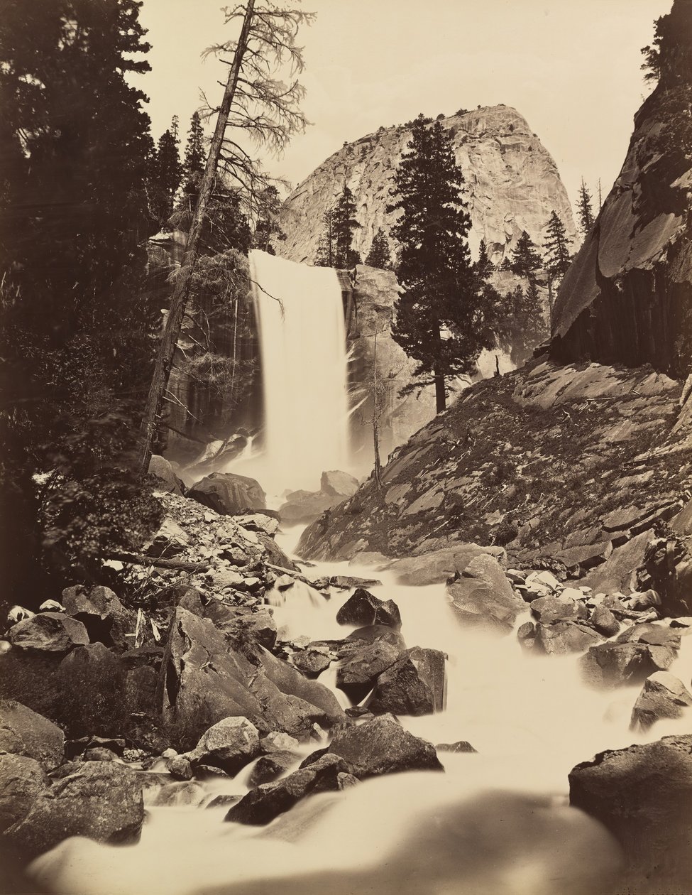 Vernal Fall ، Yosemite ، 1865-66 ، طبع كاليفورنيا. 1875. بواسطة كارلتون إيمونز واتكينز