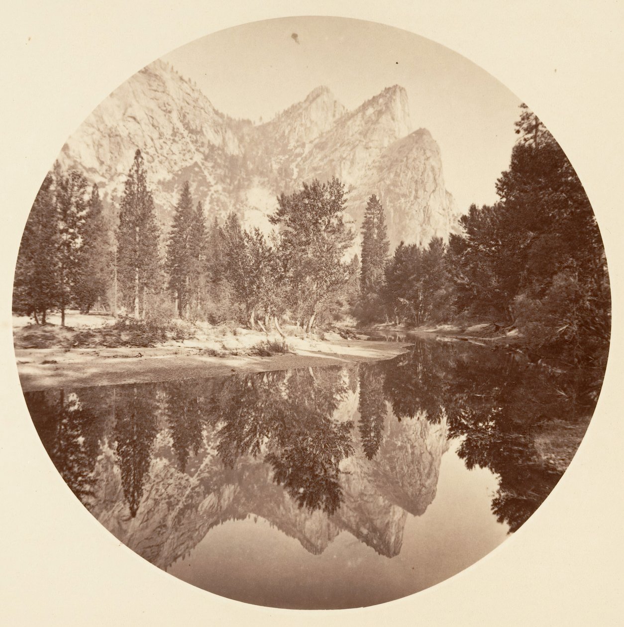 [منتزه يوسمايت الوطني ، كاليفورنيا] ، كاليفورنيا. 1878. بواسطة كارلتون إيمونز واتكينز