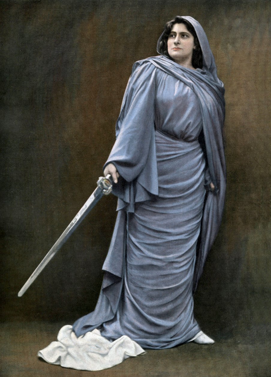 السوبرانو الفرنسية Lucienne Breval (1869-1935) بدور سيفورا في دار الأوبرا Le fils de letoile في باريس ، صورة لكوتين وأبرجر من صحيفة فرنسية Le Theatre 1st يوليو 1904 بواسطة Cautin و Berger Cautin و Berger