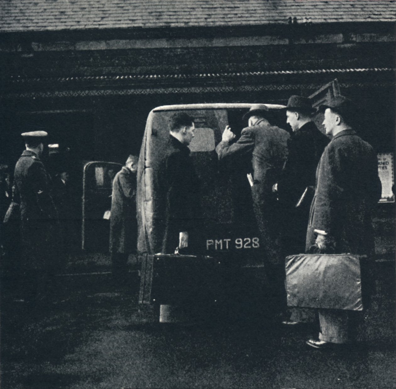وصول 1941 بواسطة سيسيل بيتون