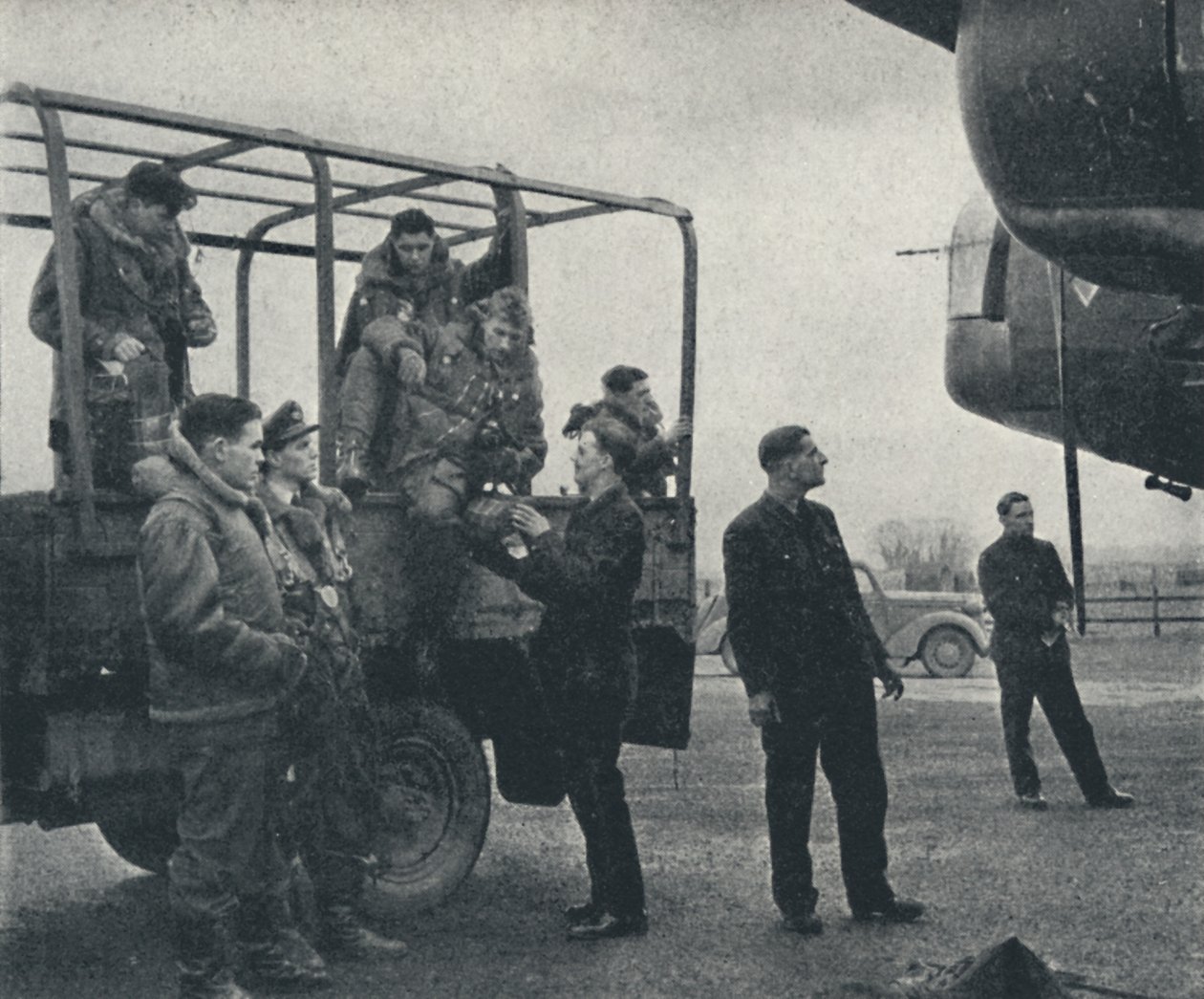 الوصول ، 1941 بواسطة سيسيل بيتون