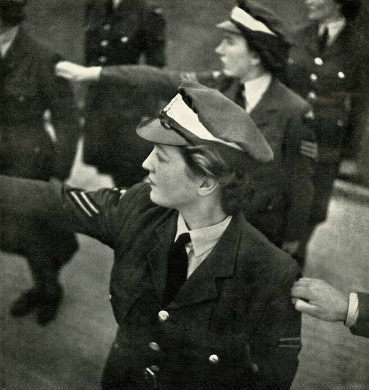 عريف وكاديت ، c1943. بواسطة سيسيل بيتون