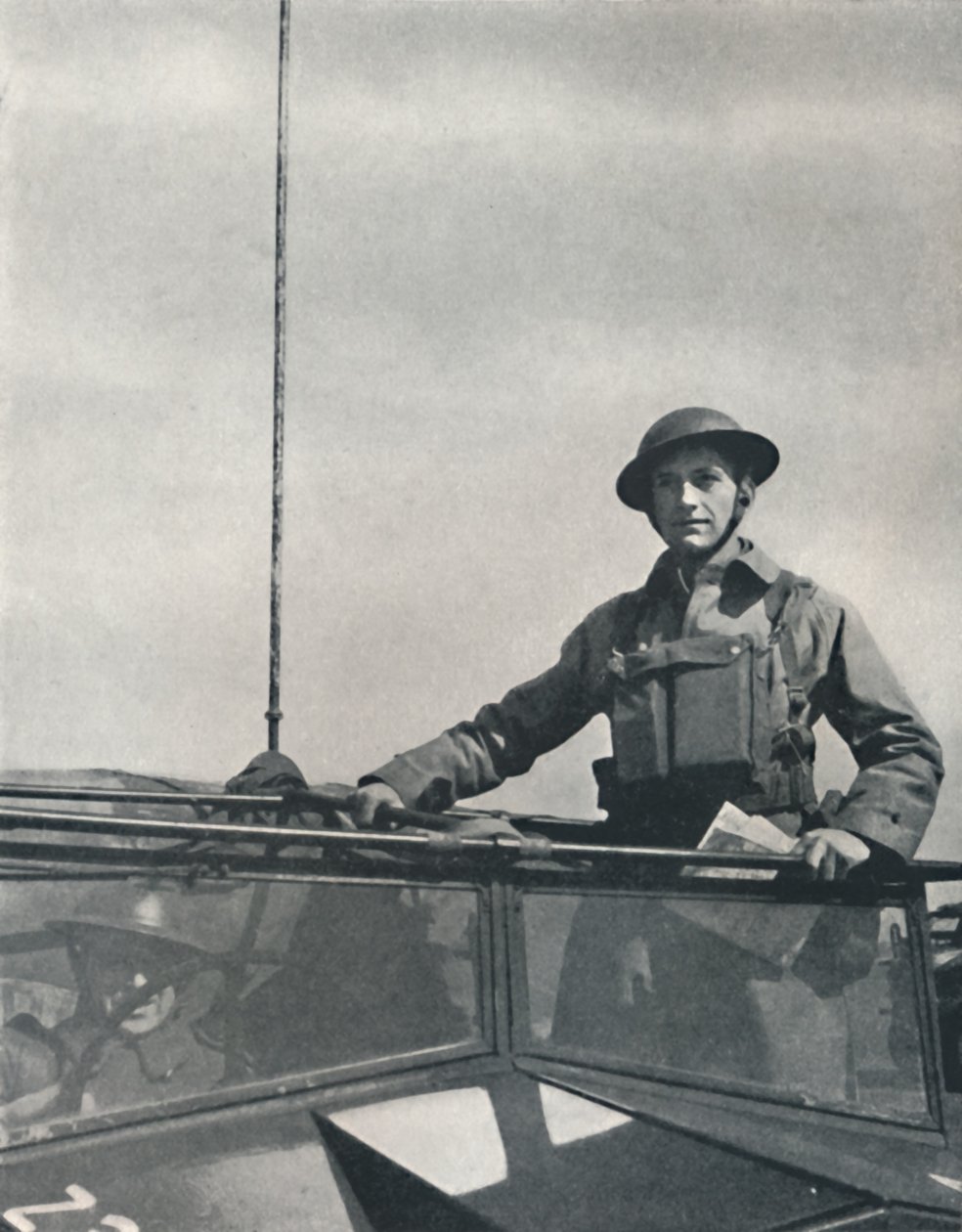الاتصال ، 1941 بواسطة سيسيل بيتون