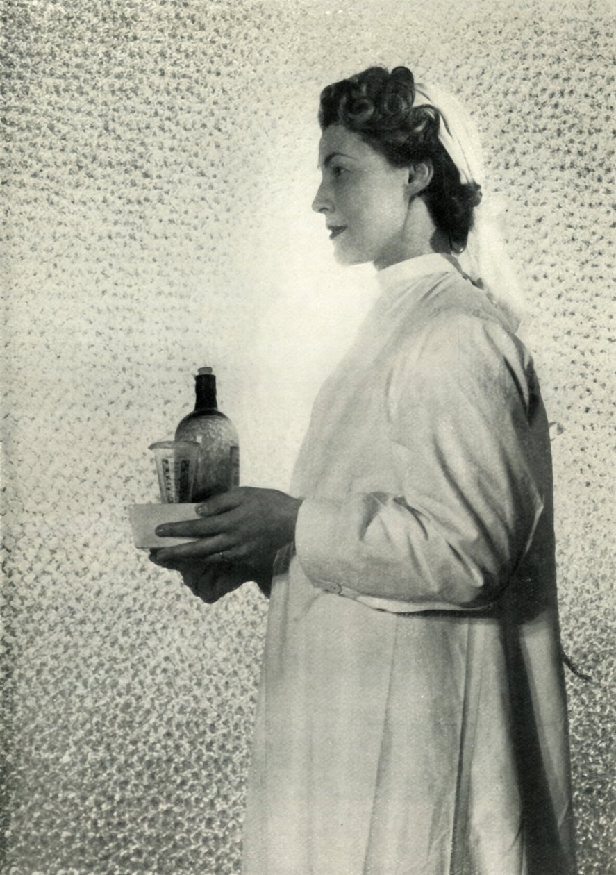 تمريض منظم ، c1943. بواسطة سيسيل بيتون