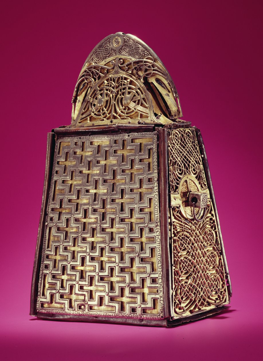 ضريح القديس باتريك بيل ، أرماج ، كاونتي أرماج ، عصر الفايكنج ، c.1100 (البرونز مع الفضة والذهب الصغر والكريستال والزجاج) (انظر أيضًا 344383-84) بواسطة سلتيك