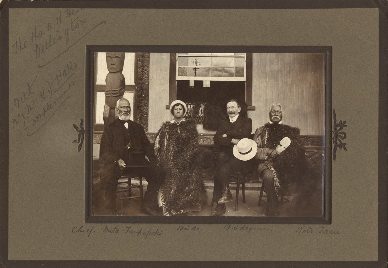 زفاف ، c.1920 (طباعة الجيلاتين الفضي) بواسطة تشارلز لويد