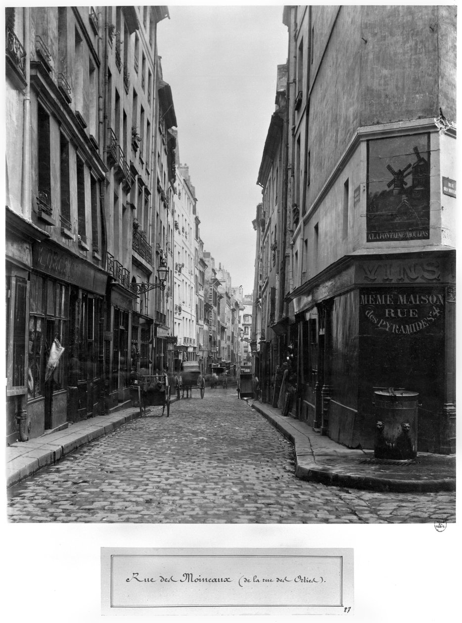 Rue des Moineaux ، من Rue des Orties ، باريس ، 1858-78 بواسطة تشارلز مارفيل