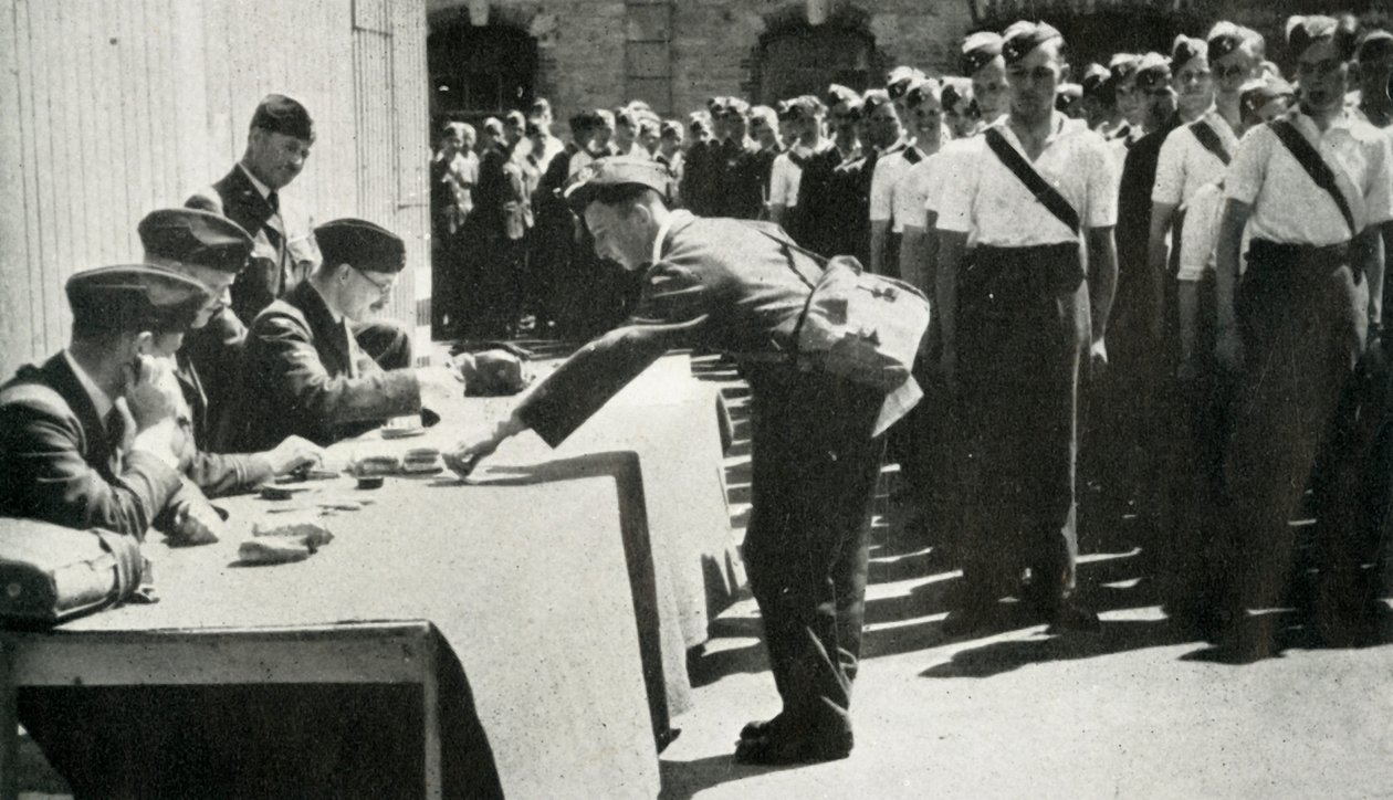 يوم الدفع مقابل الحياة في سلاح الجو الملكي في فترات منتظمة ، 1941. بواسطة تشارلز براون