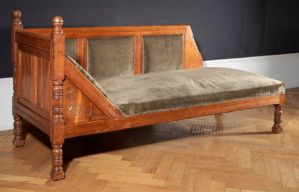 أريكة في غرفة الجلوس ، c.1874 (بلوط) بواسطة تشارلز لوك ايستليك