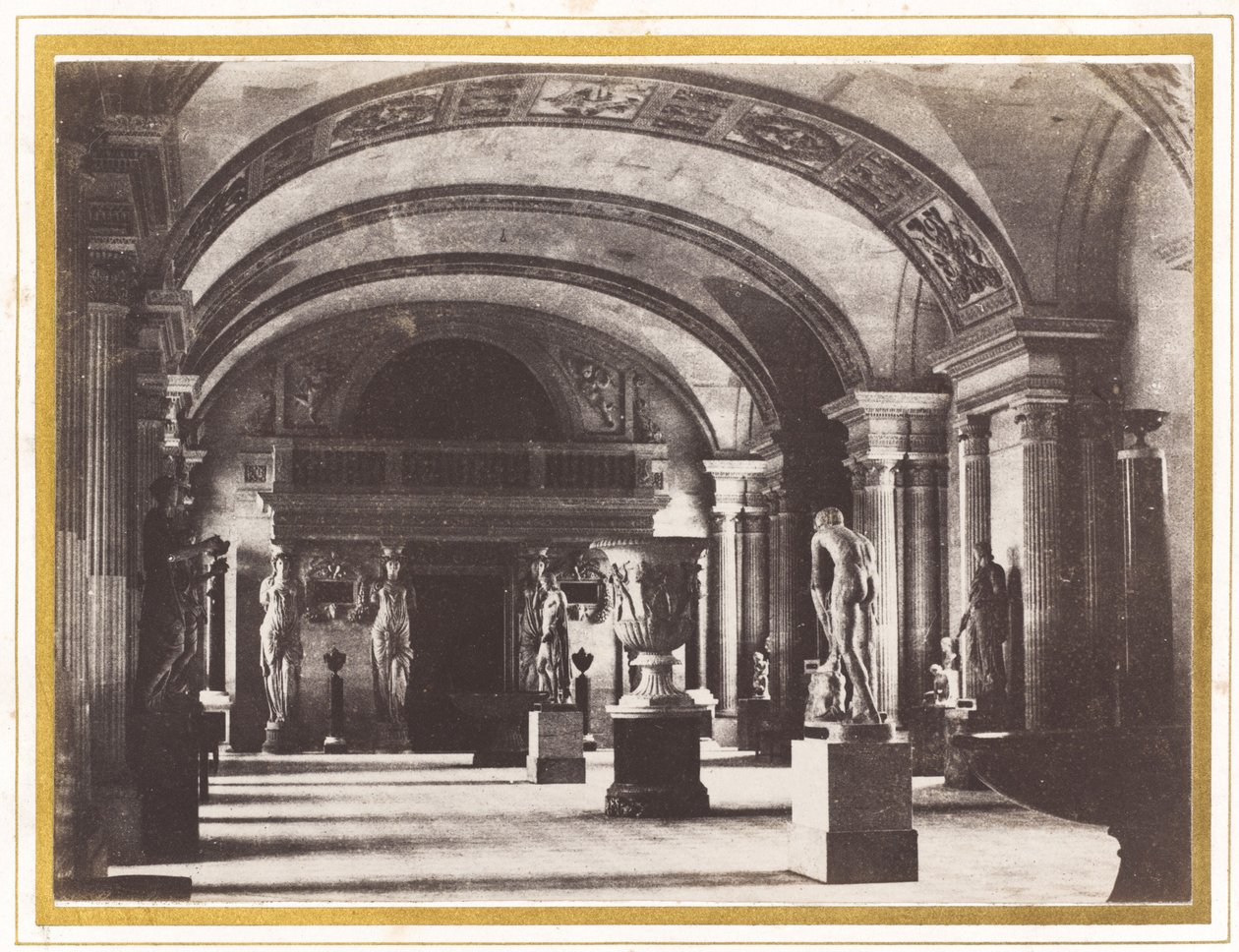 غرفة Caryatids ، في متحف اللوفر ، ج. 1851. بواسطة تشارلز مارفيل