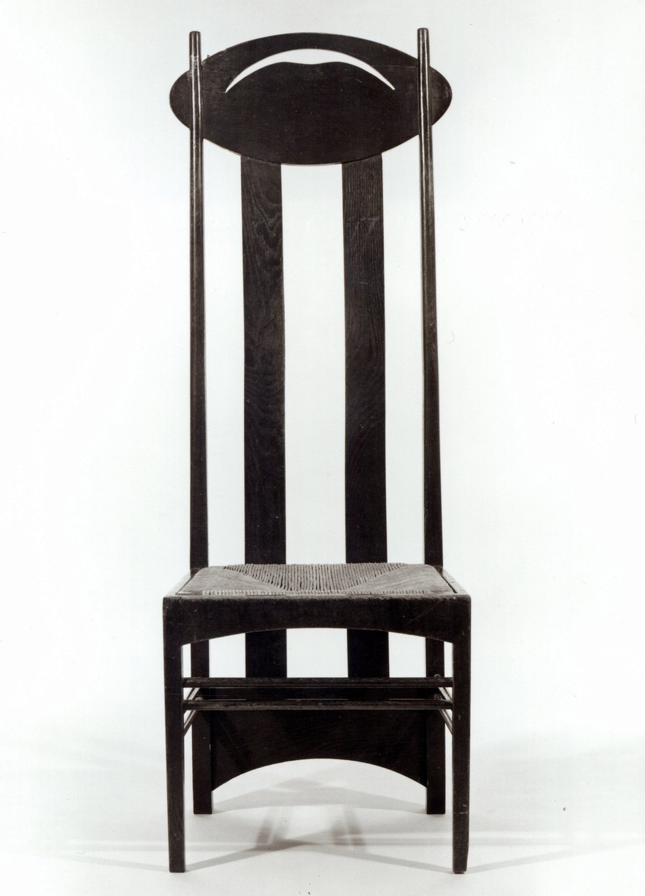 كرسي مرتفع الظهر ، c.1897 (خشب بلوط داكن اللون مع مقعد راش وقضبان خلفية بيضاوية مثقوبة) بواسطة تشارلز ريني ماكينتوش