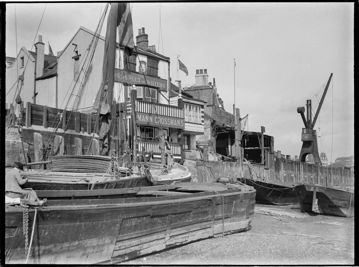 Prospect of Whitby ، Wapping Wall ، Wapping ، تاور هامليتس ، سلطة لندن الكبرى ، ثلاثينيات القرن العشرين. بواسطة تشارلز وليام بريكيت