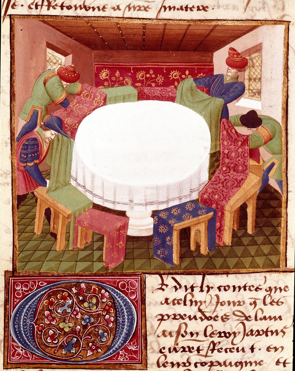 تحضيرات المائدة المستديرة عند وصول الفرسان المصغرين مأخوذة من "" Romanesque du Chevalier Tristan "للمعلم Charles de Maine (نسخة Beroul). 1440-1460. شانتيلي ، متحف كوندي بواسطة تشارلز دو مين ماستر