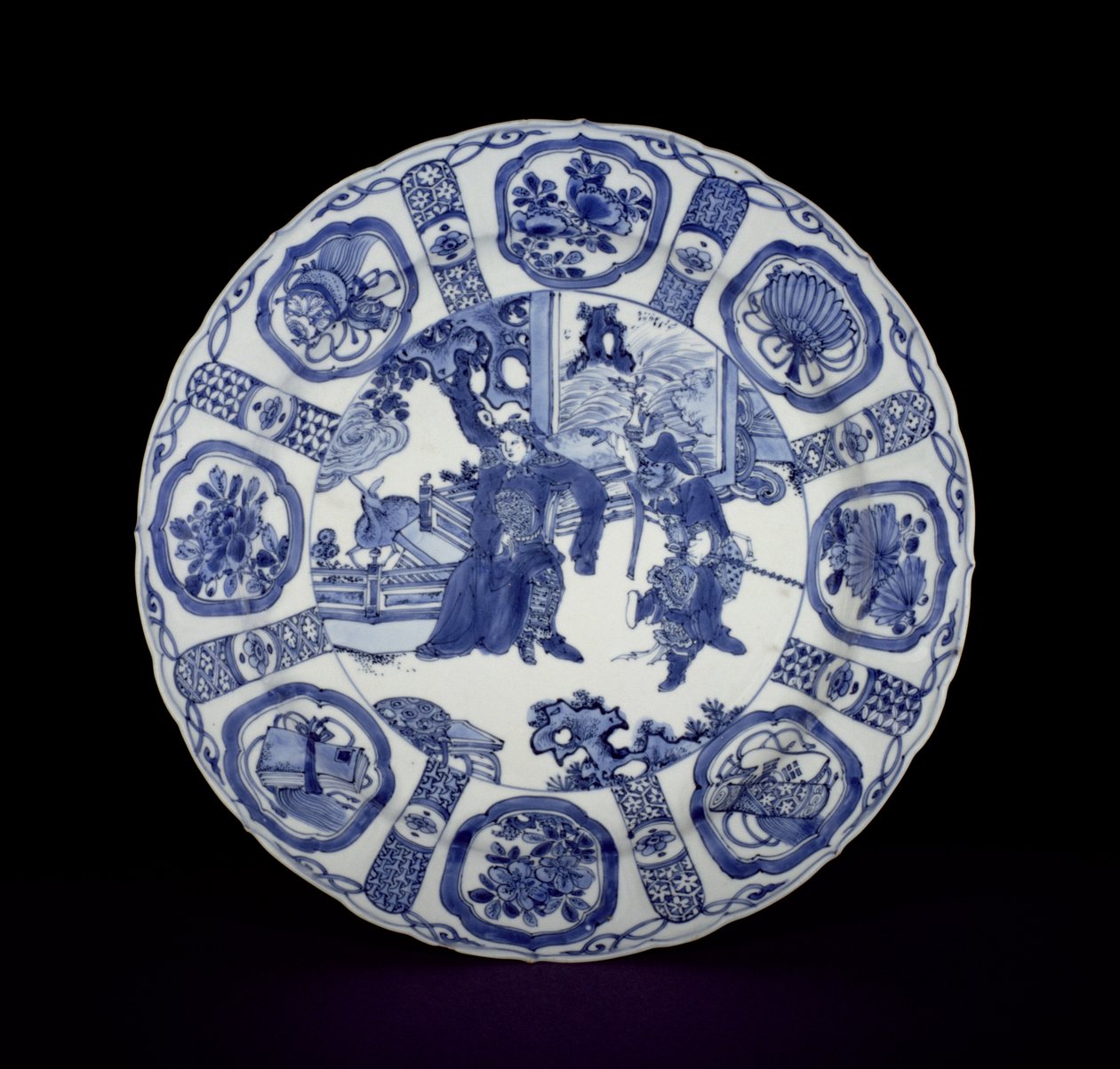 طبق كراك ازرق و ابيض مطلى بالمحاربين ، وانلى ، 1590-1610 (بورسلين) بواسطة المدرسة الصينية