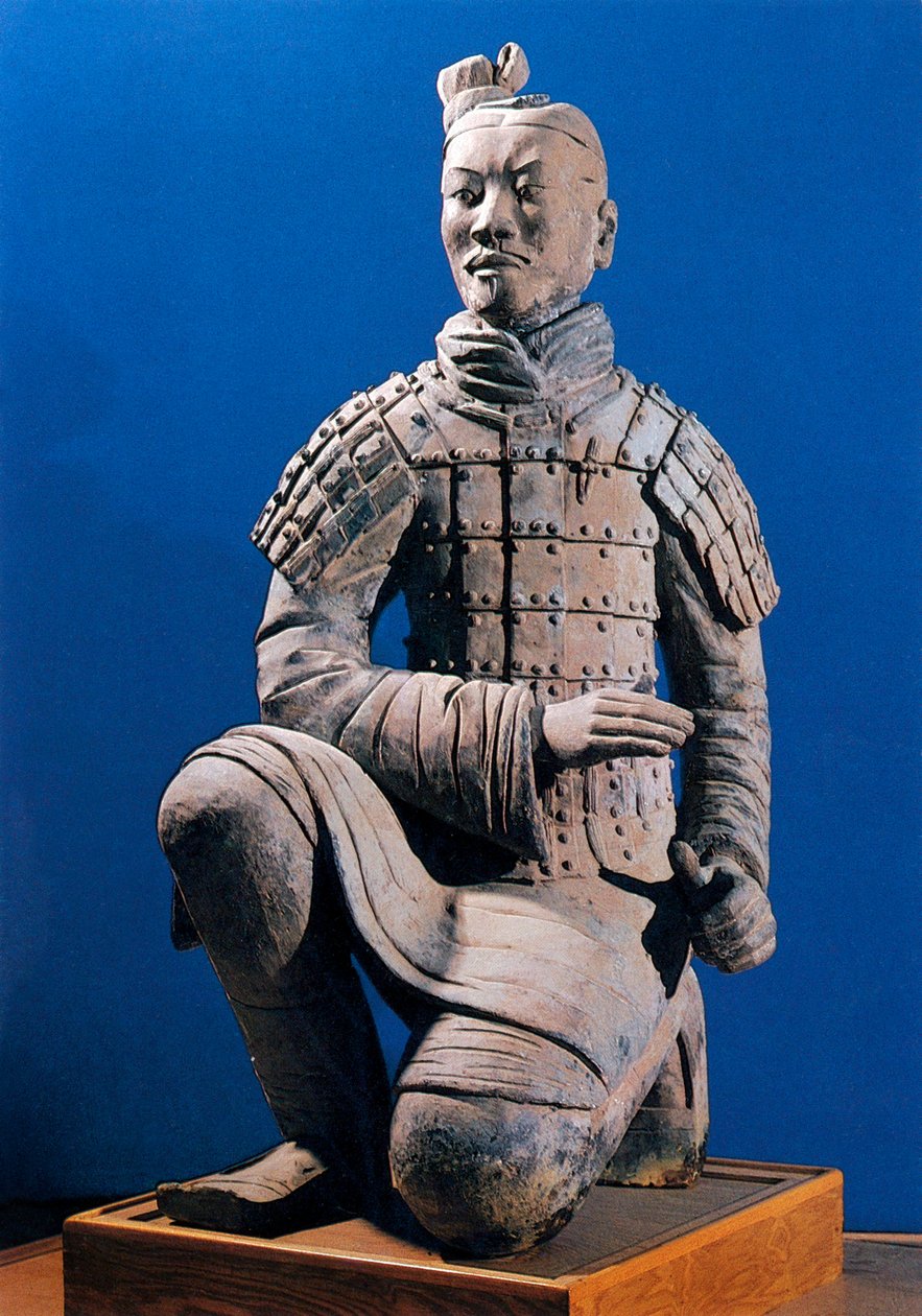Terracotta Army warrior, Mausoleum of Emperor Qin Shi Huang, 3rd century BC (photo) بواسطة المدرسة الصينية