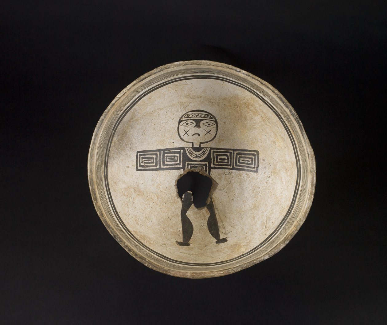 وعاء ذو زخارف مرسومة، حوالي 1200-1300 (خزف مصبوغ) بواسطة ثقافة ميمبريس