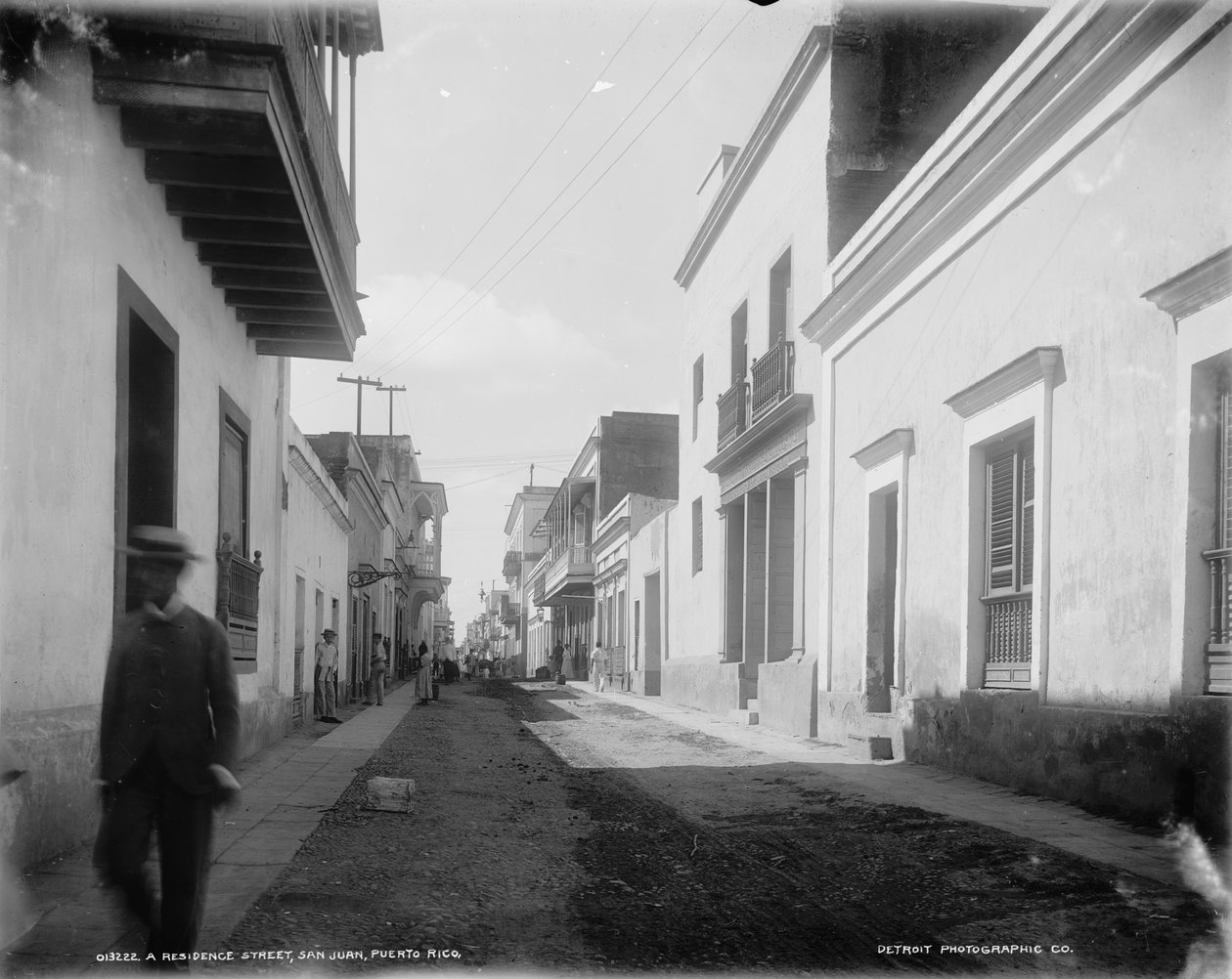شارع سكني ، سان خوان ، بورتوريكو ، c.1900 بواسطة شركة ديترويت للنشر