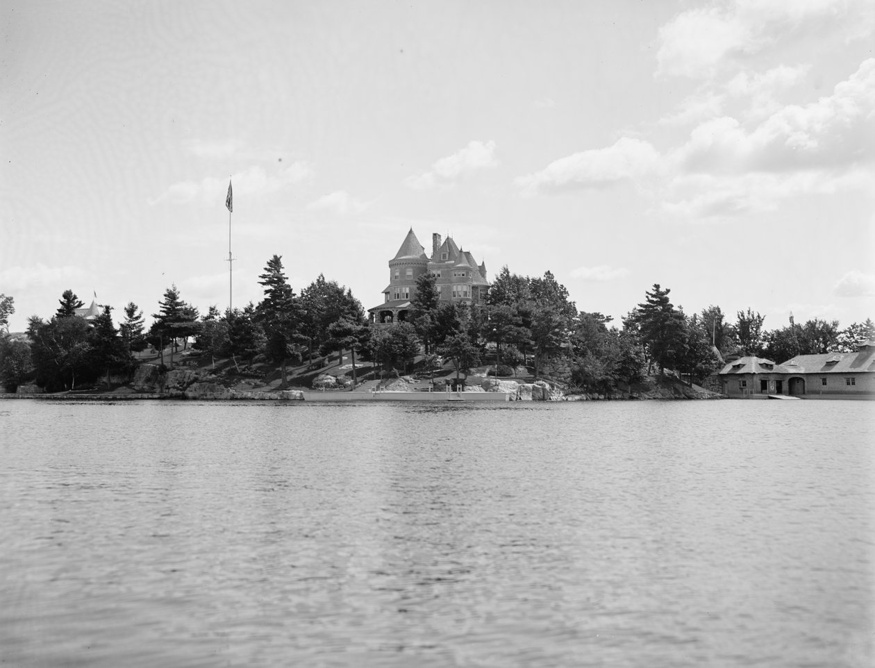 نيه محبين ، جزر ألف ، نيويورك ، c.1900-20 بواسطة شركة ديترويت للنشر