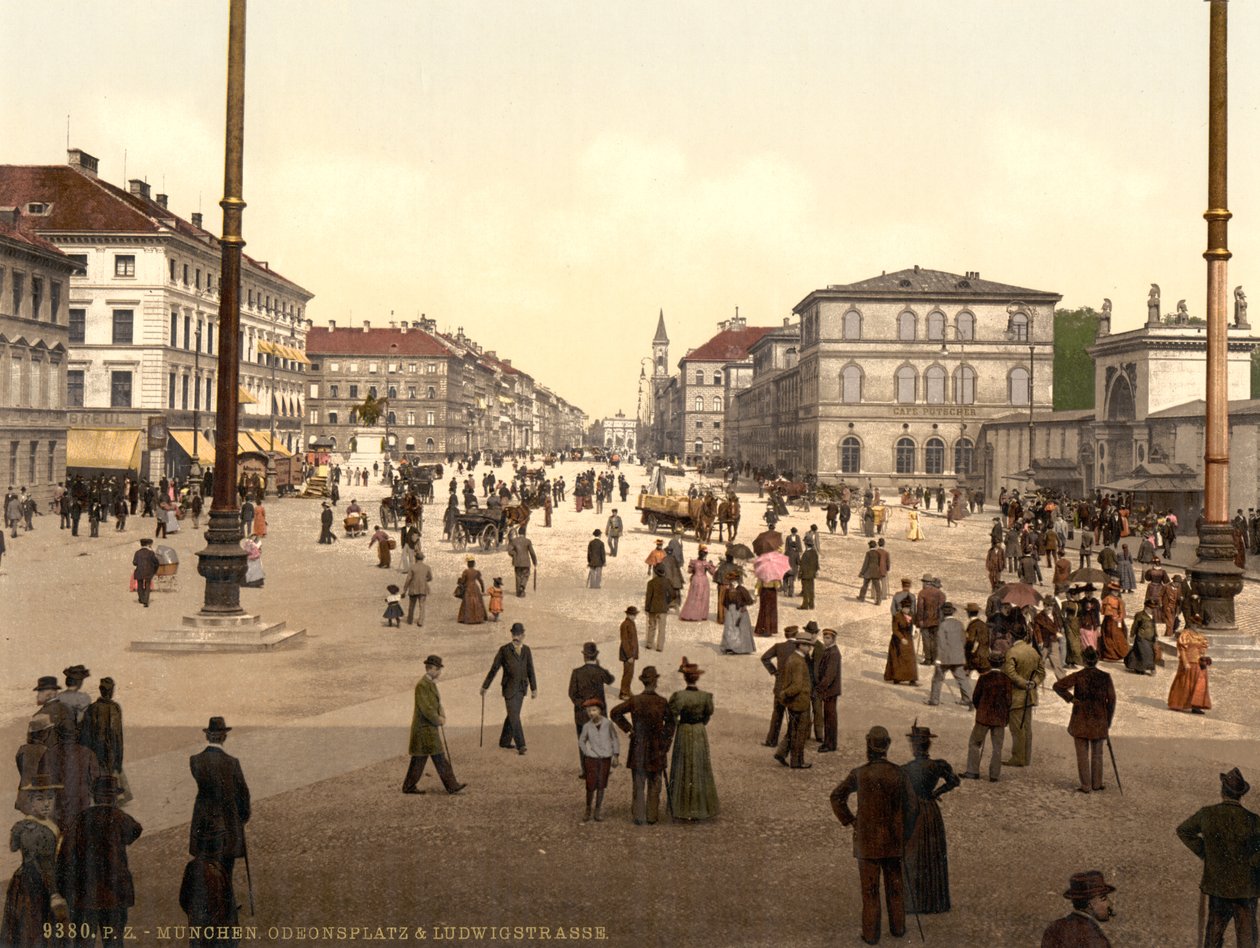 مشهد الشارع ، Odensplatz و Ludwigstrasse ، ميونيخ ، بافاريا ، ألمانيا ، c.1900 بواسطة شركة ديترويت للنشر