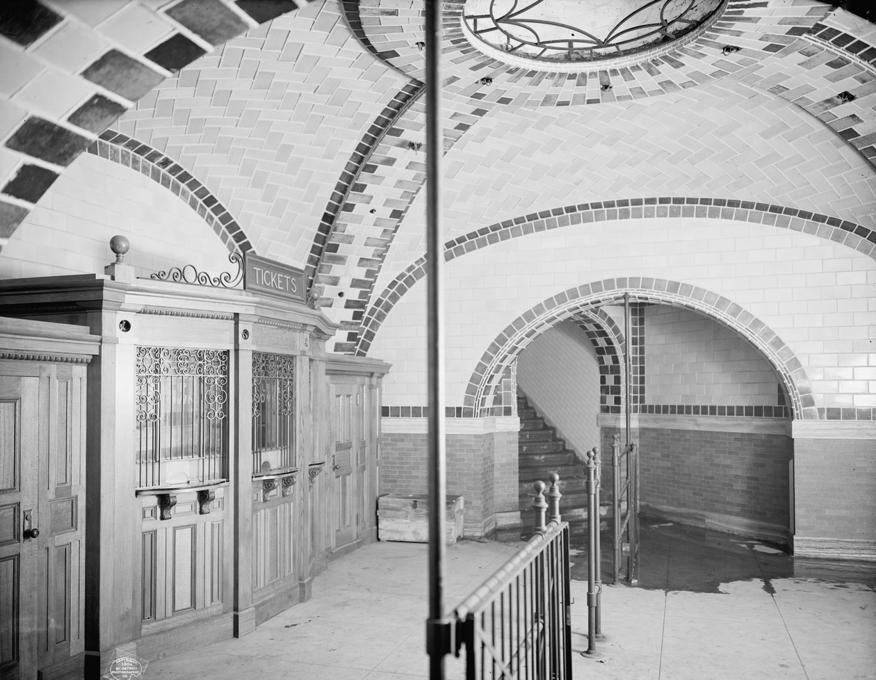 مكتب التذاكر ، محطة مترو أنفاق City Hall ، نيويورك ، c.1904 (b / w photo) بواسطة شركة ديترويت للنشر