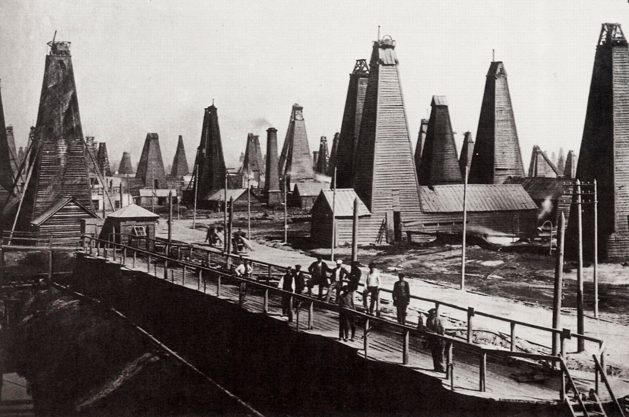 آبار النفط في باكو على بحر قزوين ، روسيا ، c1890 بواسطة دميتري إيفانوفيتش يرماكوف