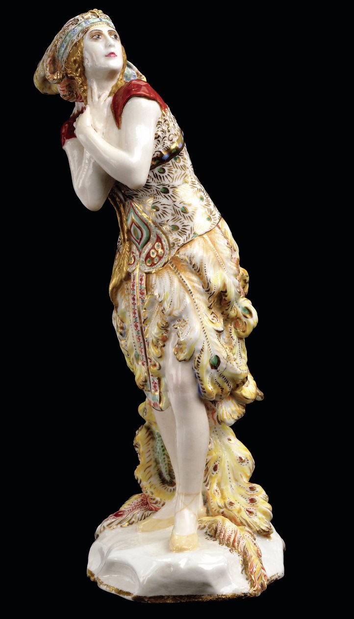 تمارا كارسافينا (1885-1978) في باليه The Firebird (L