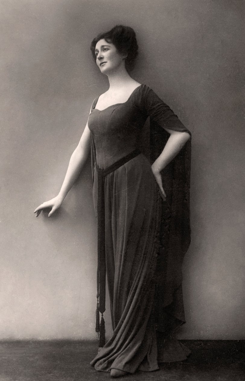 ميريام كليمنتس ، ممثلة وفنانة بريطانية ، 1910. بواسطة استوديو دوفر ستريت للصور