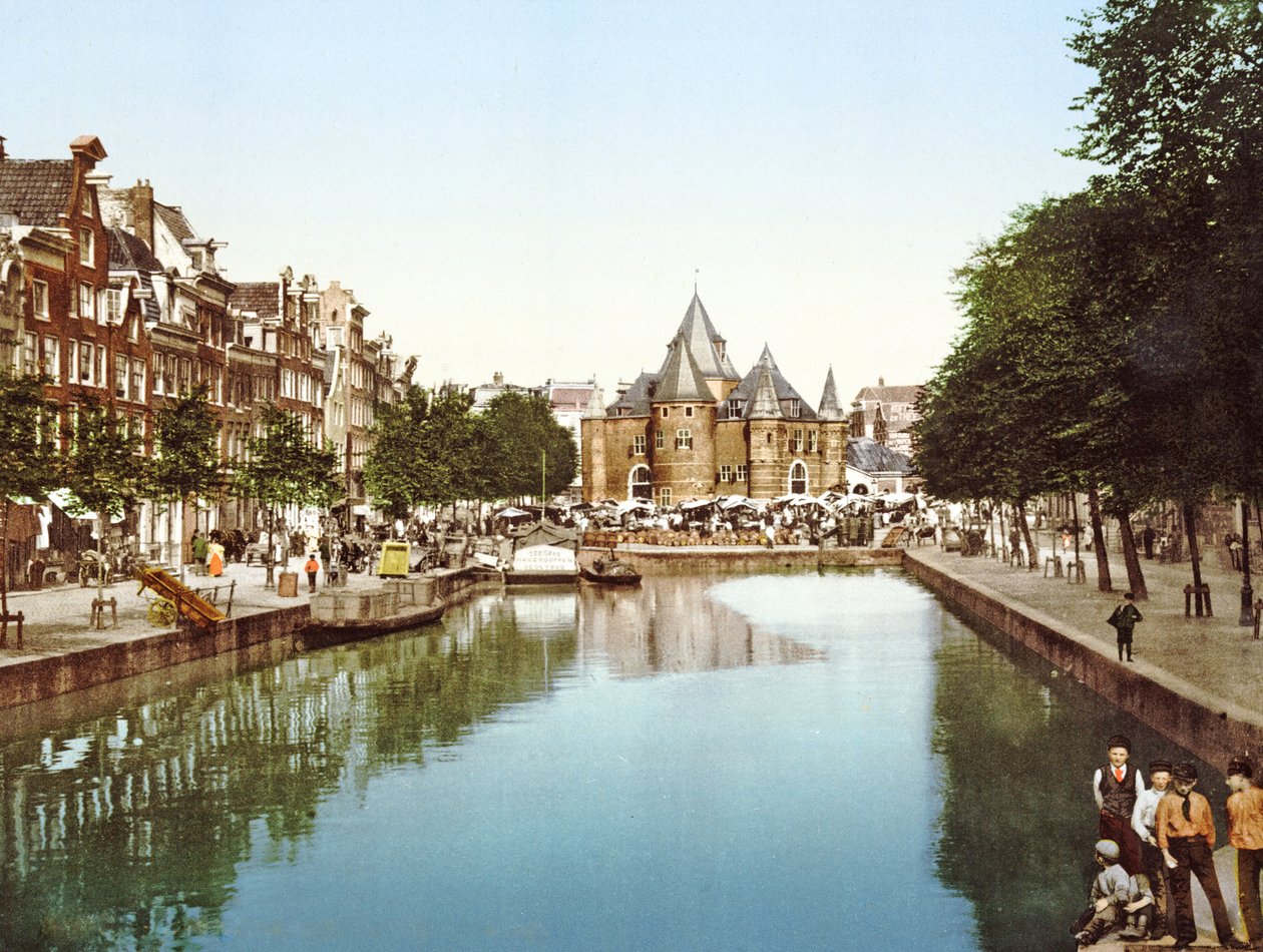 السوق الجديد والبورصة ، أمستردام ، هولندا pub.c. 1900 بواسطة مصور هولندي